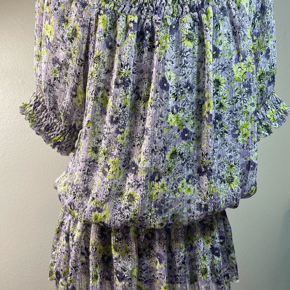 XOXO Floral Purple Smocked Puff Sleeve Blouse Off The Shoulder  Size M Women’s​ - Picture 6 of 8